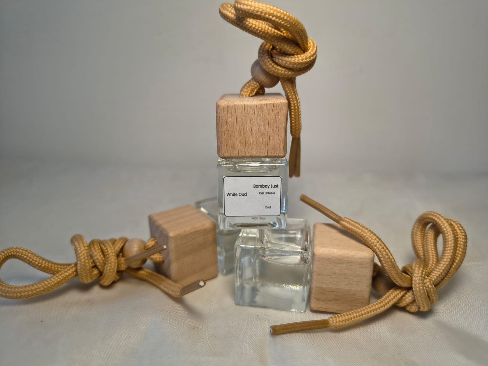 White Oud Car Perfume 1
